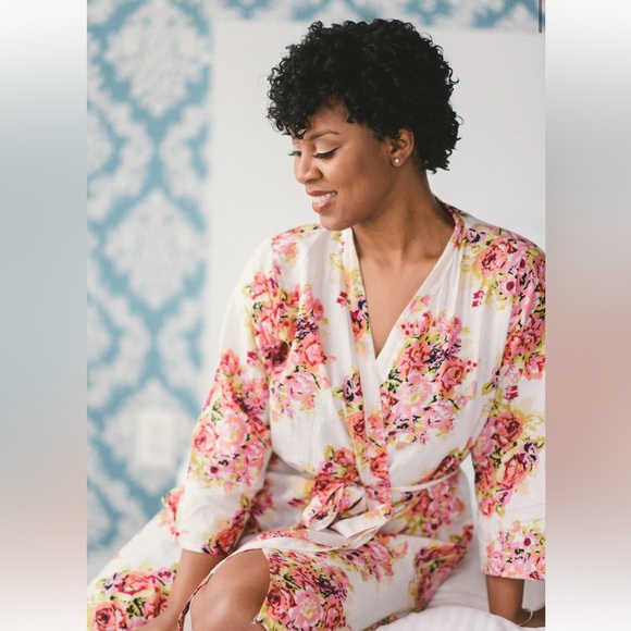 Other - Floral Women's Feminine Robe 3/4 Length One Size SuperSoft Tie-Waist Lightweight